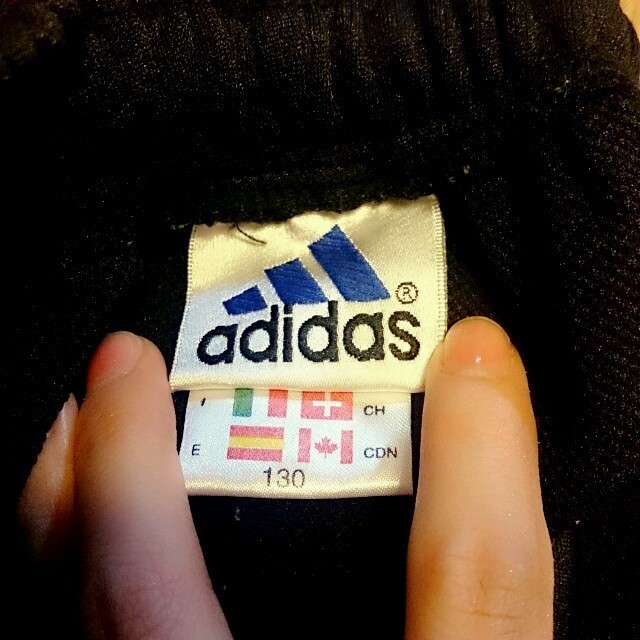 adidas(アディダス)のアディダスのジャージ(下)130 キッズ/ベビー/マタニティのキッズ服男の子用(90cm~)(その他)の商品写真