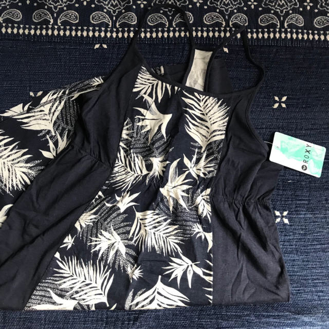 Roxy(ロキシー)のsummer様専用♡新品 ロキシー ワンピース レディースのワンピース(ひざ丈ワンピース)の商品写真