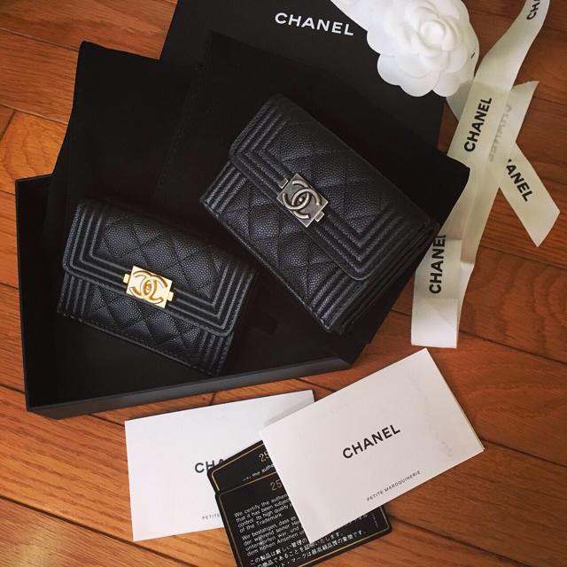 CHANEL(シャネル)のCHANEL新作✨ミニウォレット🎁 レディースのファッション小物(財布)の商品写真