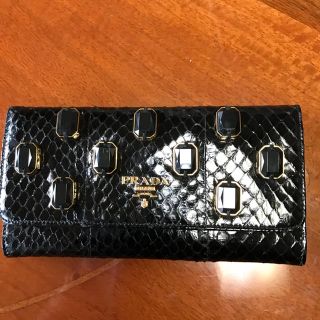 プラダ(PRADA)のプラダ パイソン 長財布(長財布)