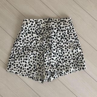 ウィゴー(WEGO)のダルメシアン柄ショートパンツ(ショートパンツ)