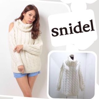 スナイデル(SNIDEL)のsnidel★肩あきニットワンピース(ミニワンピース)