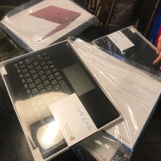 マイクロソフト(Microsoft)のSurface pro 4 I5 8G 256G キーボード付き(タブレット)