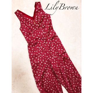 リリーブラウン(Lily Brown)のLilyBrown☆新品小花柄ロンパース(オールインワン)