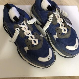 バレンシアガ(Balenciaga)のnikiさん)BALENCIAGA triple s Blue 40(スニーカー)