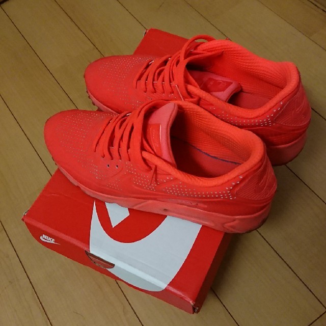 NIKE(ナイキ)のNlKE AlR MAX 90 ULTRA MOIRE メンズの靴/シューズ(スニーカー)の商品写真