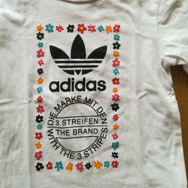 adidas(アディダス)のadidas×Pharrell Williams 上下セット キッズ/ベビー/マタニティのキッズ服男の子用(90cm~)(Tシャツ/カットソー)の商品写真