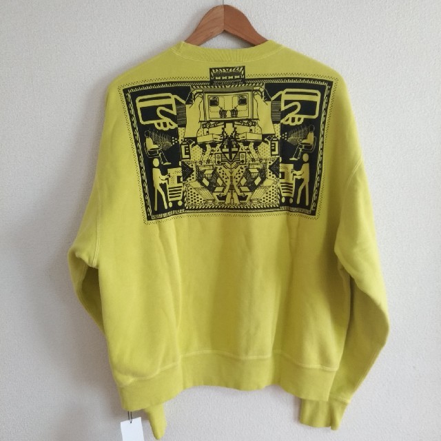C.E CAVEMPT シーイー スウェット トレーナー 白石麻衣 着用 C.E CAVEMPT シーイー スウェット トレーナー 白石麻衣 着用
