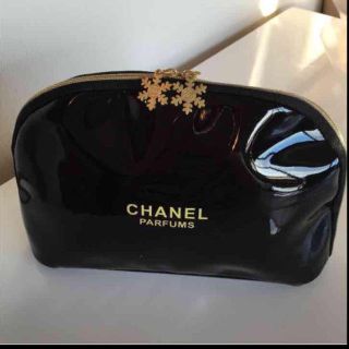CHANEL(ボディバッグ/ウエストポーチ)のフリマアイテム一覧 CHANEL(ボディバッグ/ウエストポーチ)のフリマアイテム一覧
