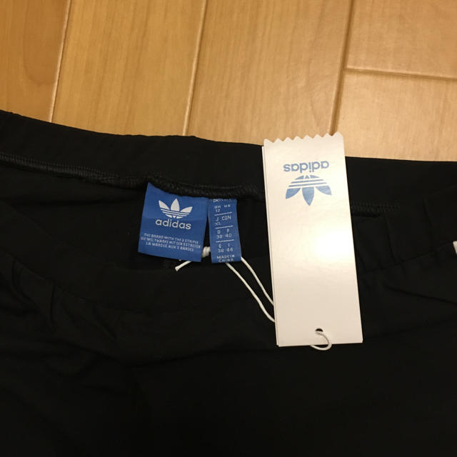 adidas(アディダス)の新品 アディダス adidas originals レギンス ヨガ トレーニング レディースのレッグウェア(レギンス/スパッツ)の商品写真