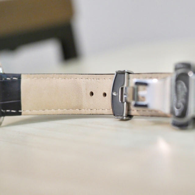 Apple Watch(アップルウォッチ)の【値下げ】Xboun Apple Watch 38mm 革バンド ブラック メンズの時計(腕時計(デジタル))の商品写真