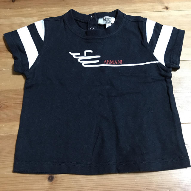 Armani(アルマーニ)のARMANI・アルマーニ・Tシャツ キッズ/ベビー/マタニティのベビー服(~85cm)(Ｔシャツ)の商品写真