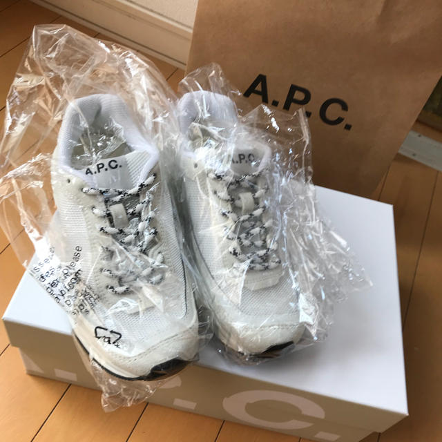 A.P.C(アーペーセー)の31日まで限定値下げAPCアーペーセー★スニーカー36 レディースの靴/シューズ(スニーカー)の商品写真