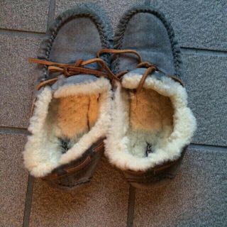 アグ(UGG)のugg グレー(ローファー/革靴)