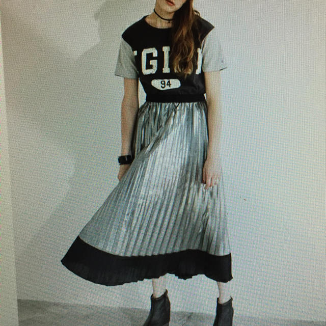 X-girl(エックスガール)の限定値下げ 未使用 X-girl プリーツスカート メタリック レディースのスカート(ロングスカート)の商品写真
