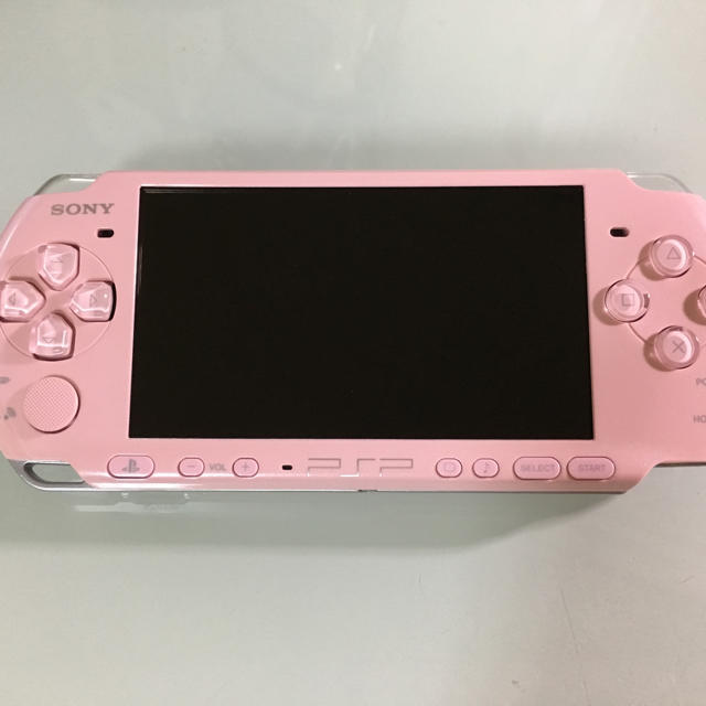 PlayStation Portable(プレイステーションポータブル)の美品 PSP-3000 ブロッサムピンクとぼくのなつやすみ4 エンタメ/ホビーのゲームソフト/ゲーム機本体(携帯用ゲーム機本体)の商品写真