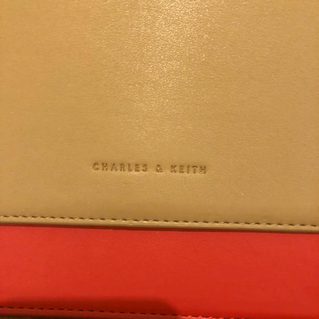 Charles and Keith(チャールズアンドキース)のCHARLS&KEITH レディースのバッグ(ショルダーバッグ)の商品写真