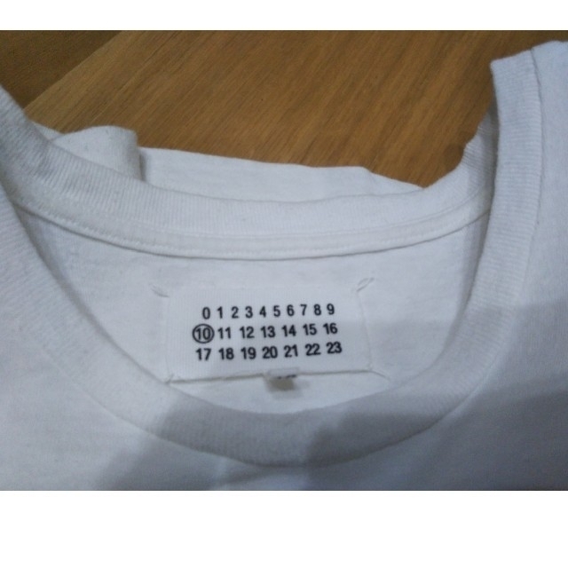 Maison Martin Margiela(マルタンマルジェラ)のマルジェラ　17SS レプリカTEE サイズ48 メンズのトップス(Tシャツ/カットソー(半袖/袖なし))の商品写真