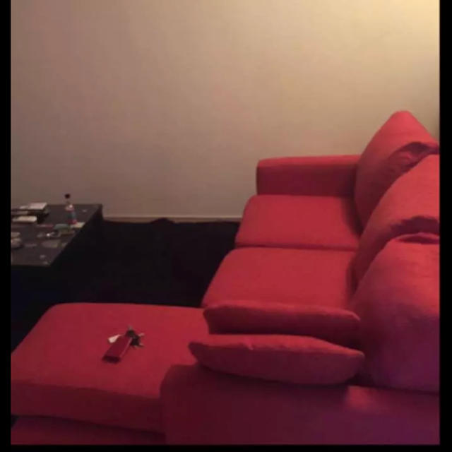 赤いL字型ソファー インテリア/住まい/日用品のソファ/ソファベッド(コーナーソファ)の商品写真