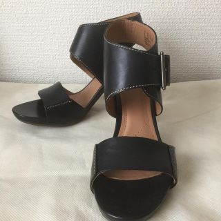 クラークス(Clarks)のClarks本革サンダル24.5(25㎝の方も！)(サンダル)