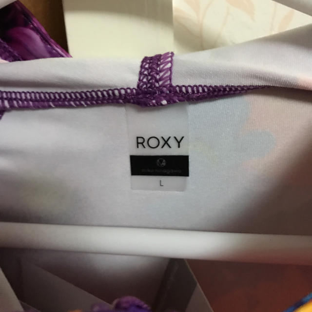 Roxy(ロキシー)のROXY ラッシュガード  Lサイズ レディースの水着/浴衣(水着)の商品写真