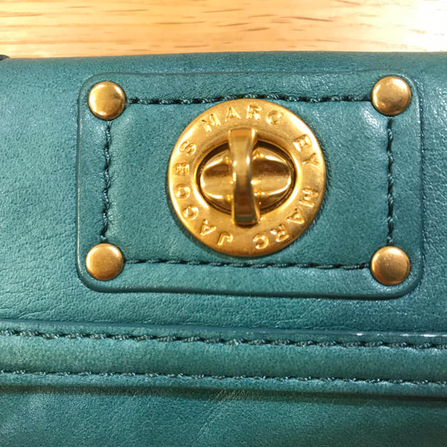 MARC BY MARC JACOBS(マークバイマークジェイコブス)のマークジェイコブス名刺入れ レディースのファッション小物(名刺入れ/定期入れ)の商品写真