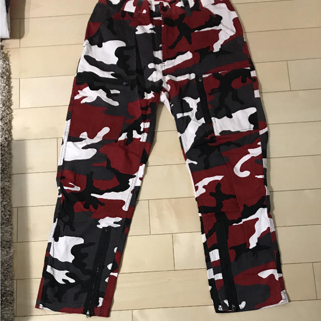 激レア supreme カーゴパンツ 迷彩 | フリマアプリ ラクマ