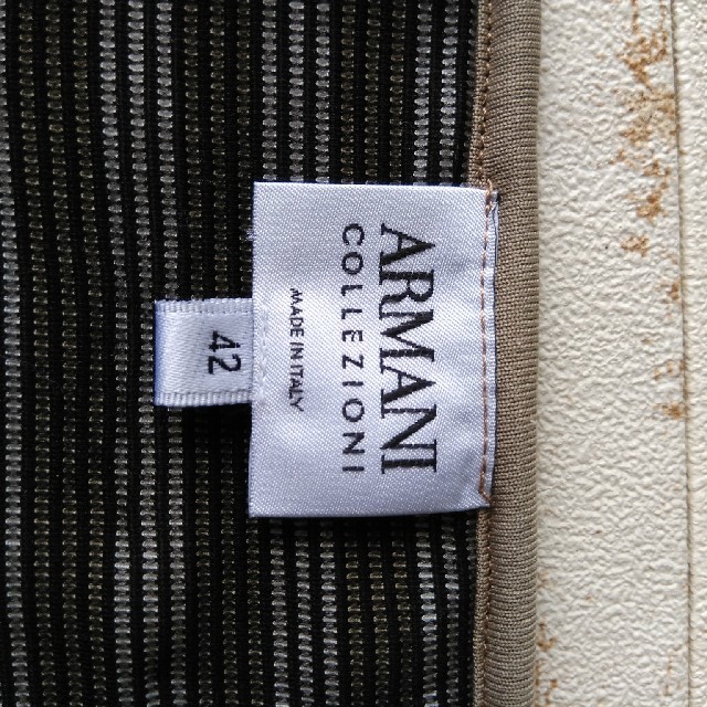 ARMANI COLLEZIONI(アルマーニ コレツィオーニ)の✳️ARMANI COLLEZIONI✳️カットソー レディースのトップス(Tシャツ(半袖/袖なし))の商品写真