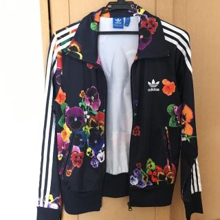 adidas 花柄ジャージ