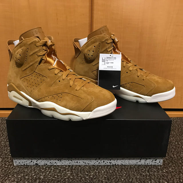 NIKE(ナイキ)のNIKE AIR JORDAN 6 WHEAT メンズの靴/シューズ(スニーカー)の商品写真