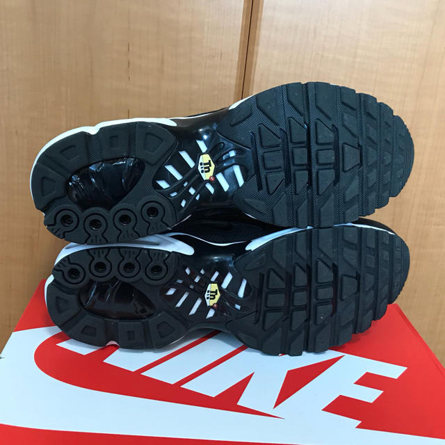 NIKE(ナイキ)のNIKE AIR MAX PLUS / 97 メンズの靴/シューズ(スニーカー)の商品写真