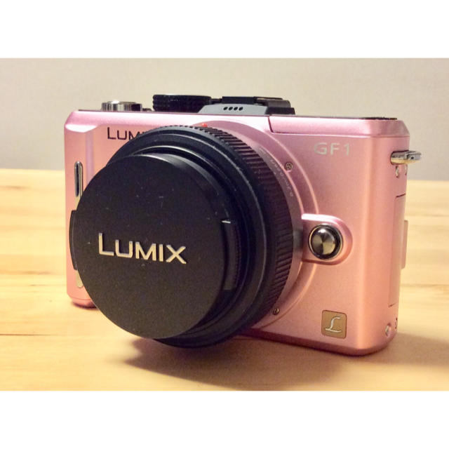 LUMIX GF1 （DMC-GF1） パンケーキレンズキット ピンク-