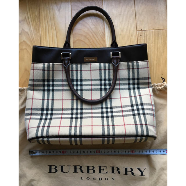 BURBERRY(バーバリー)のBURBERRY ショルダーバッグ レディースのバッグ(ショルダーバッグ)の商品写真