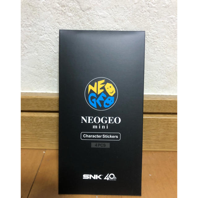 NEOGEO(ネオジオ)のNEOGEO mini キャラクターステッカー エンタメ/ホビーのゲームソフト/ゲーム機本体(家庭用ゲーム機本体)の商品写真