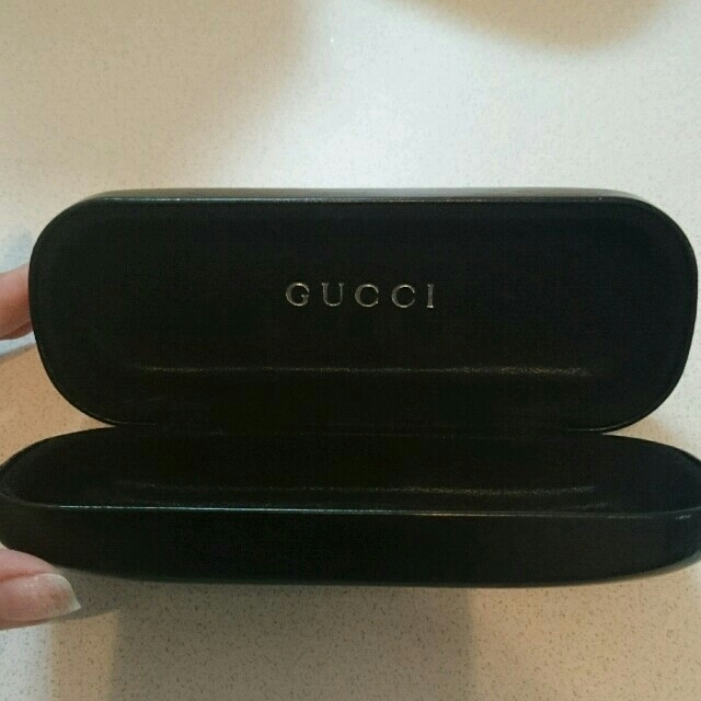 Gucci(グッチ)のGUCCI メガネケース レディースのファッション小物(サングラス/メガネ)の商品写真