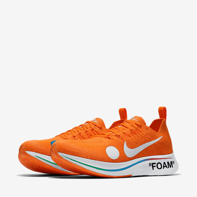 NIKE(ナイキ)のOff White Nike Zoom Fly Mercurial 28㎝ メンズの靴/シューズ(スニーカー)の商品写真