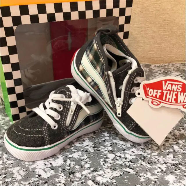 VANS(ヴァンズ)の【13cm】VANS スニーカー キッズ/ベビー/マタニティのベビー靴/シューズ(~14cm)(スニーカー)の商品写真