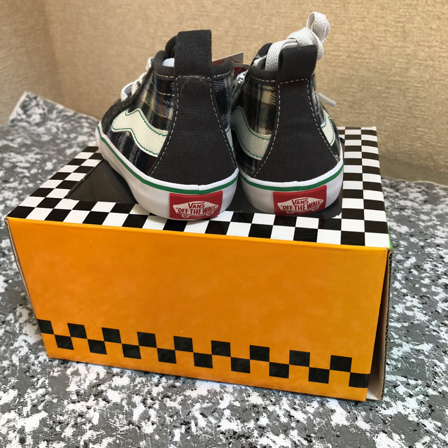 VANS(ヴァンズ)の【13cm】VANS スニーカー キッズ/ベビー/マタニティのベビー靴/シューズ(~14cm)(スニーカー)の商品写真