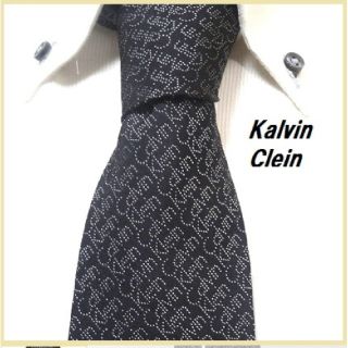 カルバンクライン(Calvin Klein)の美品★カルバンクライン★ロゴ総柄高級ネクタイ★エレガント★売切れ必至★(ネクタイ)