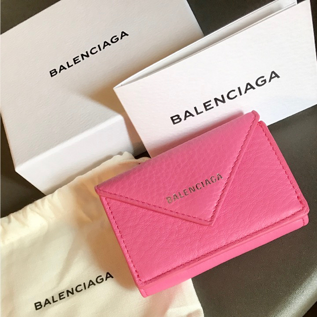 Balenciaga 新品 バレンシアガ ペーパーミニウォレット ミニ 財布 ピンクの通販 By チェリー バレンシアガならラクマ