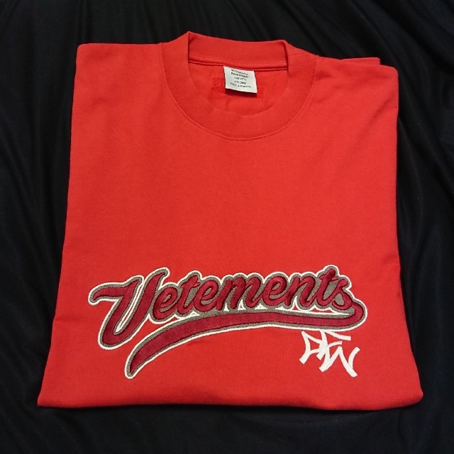 VETEMENTS baseballロゴTシャツ肩幅57cm