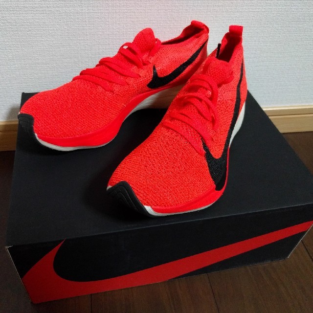 NIKE(ナイキ)の【新品未使用】NIKE ZOOM VAPOR FLY ELITE 26.0cm スポーツ/アウトドアのランニング(シューズ)の商品写真