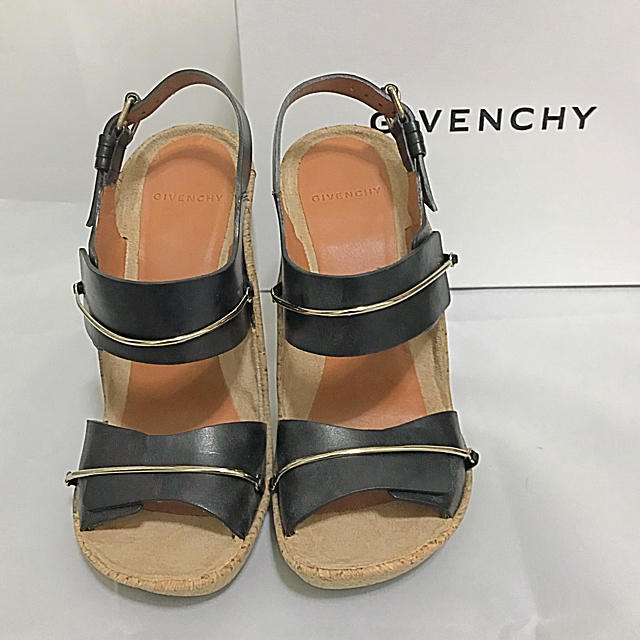 GIVENCHY(ジバンシィ)のGIVENCHY ジバンシィサンダル レディースの靴/シューズ(サンダル)の商品写真