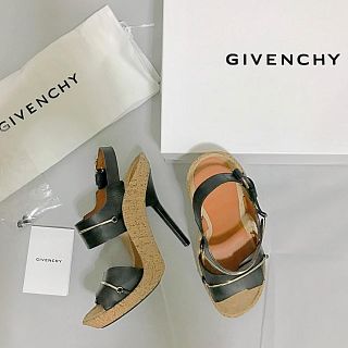 ジバンシィ(GIVENCHY)のGIVENCHY ジバンシィサンダル(サンダル)