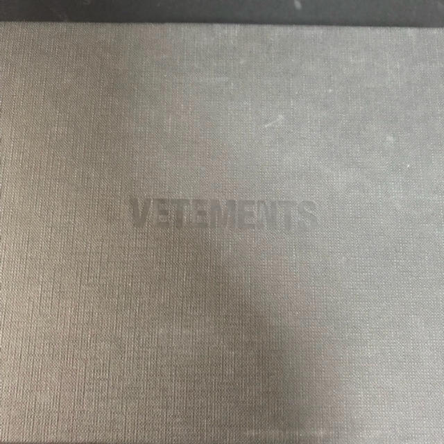 VETEMENTS  LEATHER  SLIDES メンズの靴/シューズ(サンダル)の商品写真