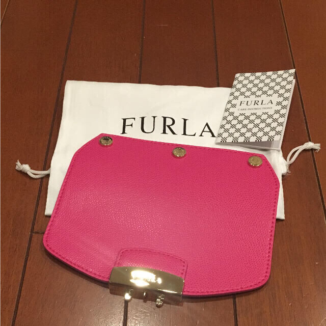 新品未使用‼️✨FURLA メトロポリス フラップ ✨