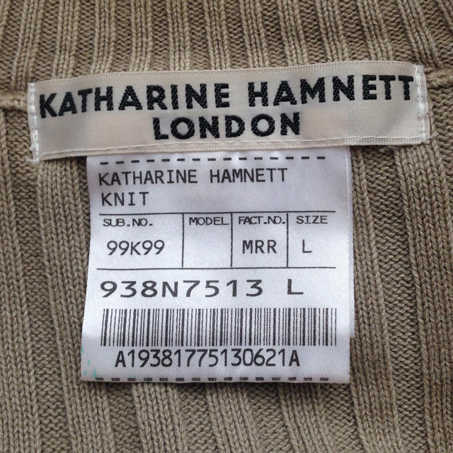 KATHARINE HAMNETT(キャサリンハムネット)の着回ししやすいメンズニット メンズのトップス(ニット/セーター)の商品写真