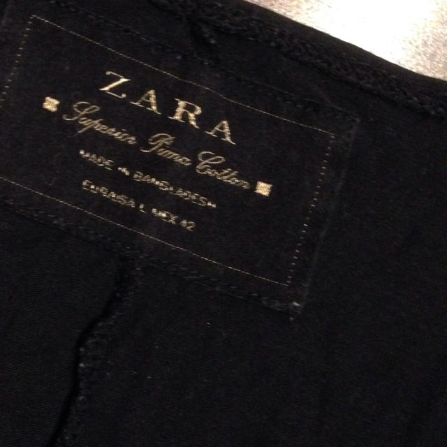 ZARA(ザラ)のZARA ブラックTシャツ メンズのトップス(Tシャツ/カットソー(半袖/袖なし))の商品写真