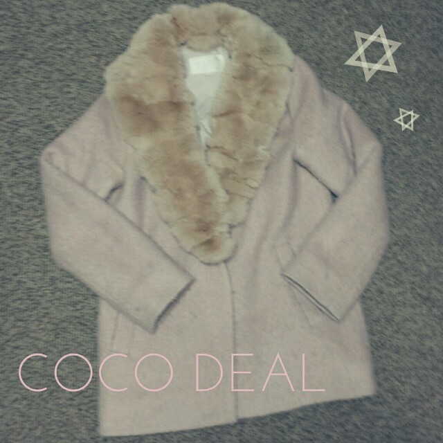 COCO DEAL(ココディール)のCOCODEAL♡ファー付コート レディースのジャケット/アウター(毛皮/ファーコート)の商品写真