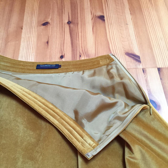 TOMORROWLAND(トゥモローランド)のTOMORROWLANDフレアースカート 美品！ レディースのスカート(ひざ丈スカート)の商品写真